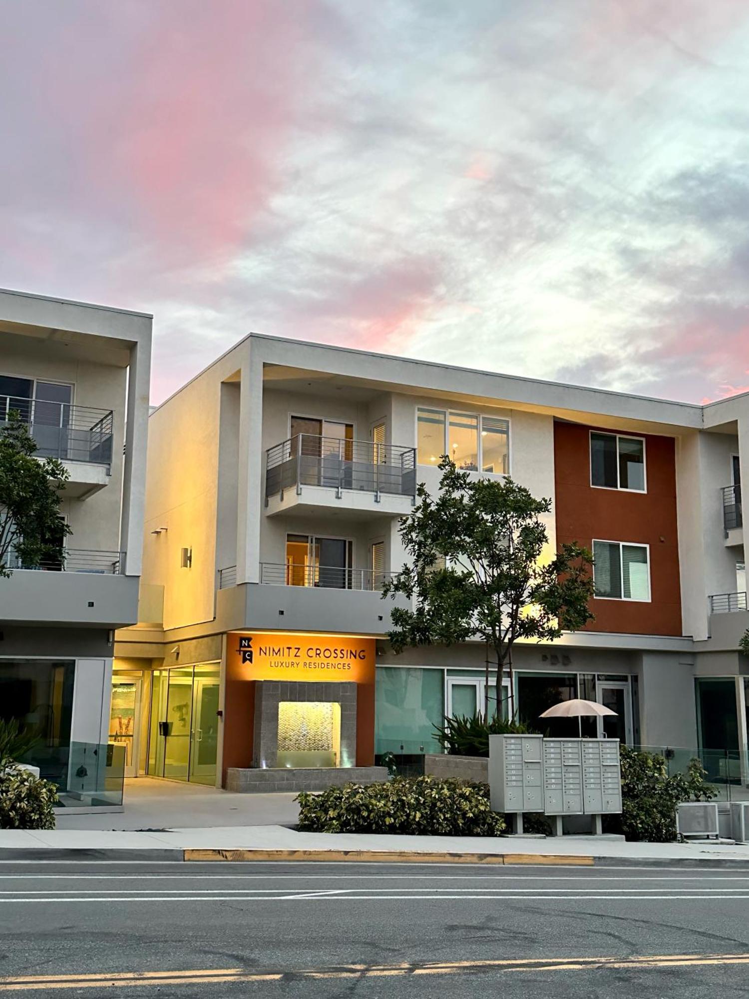 Nimitz Crossing Luxury Residences San Diego Extérieur photo
